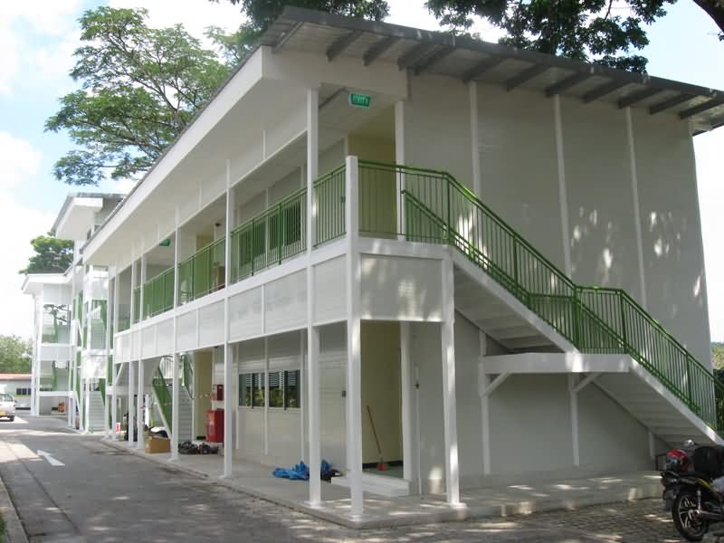 School 04